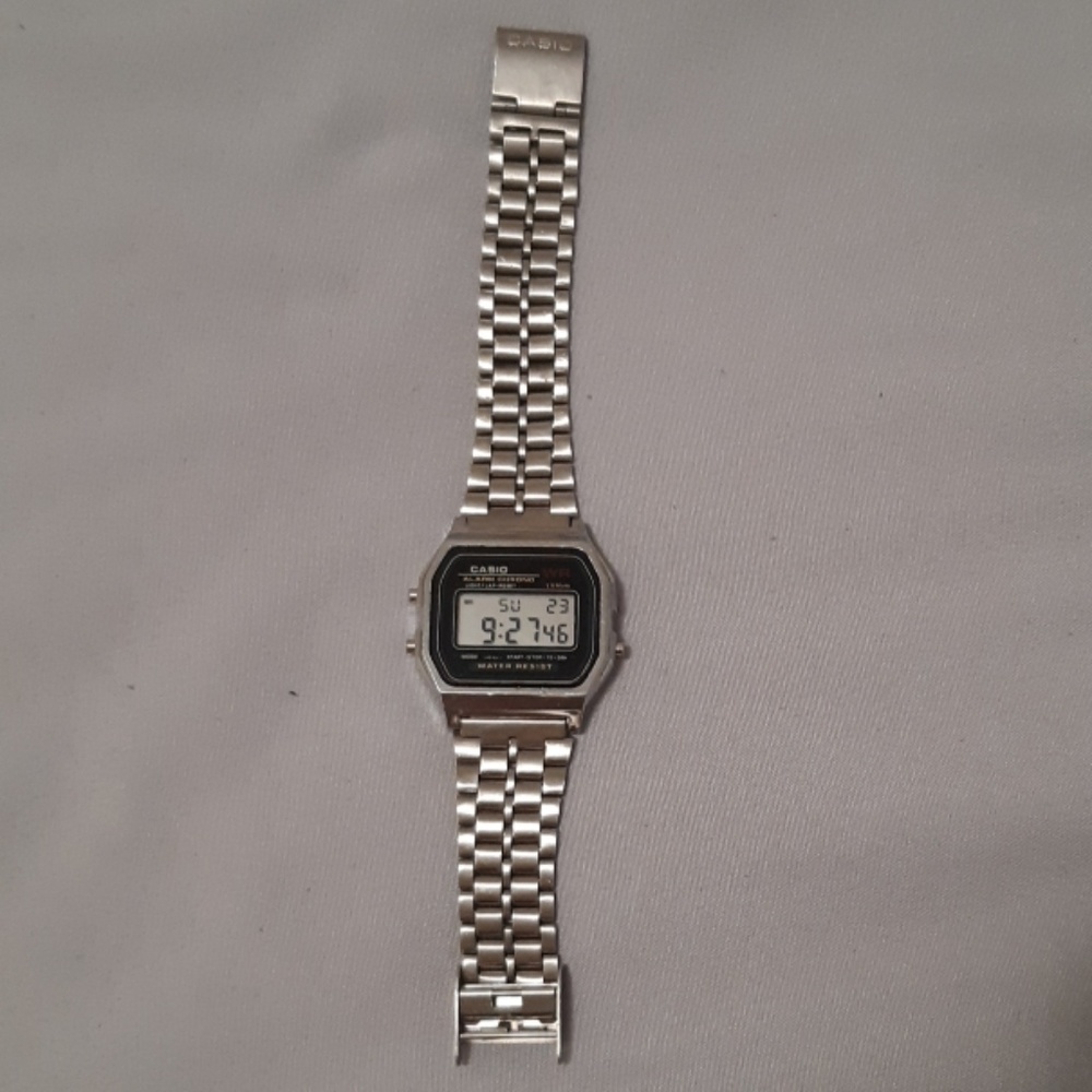 WOMEN CASIO WATCH